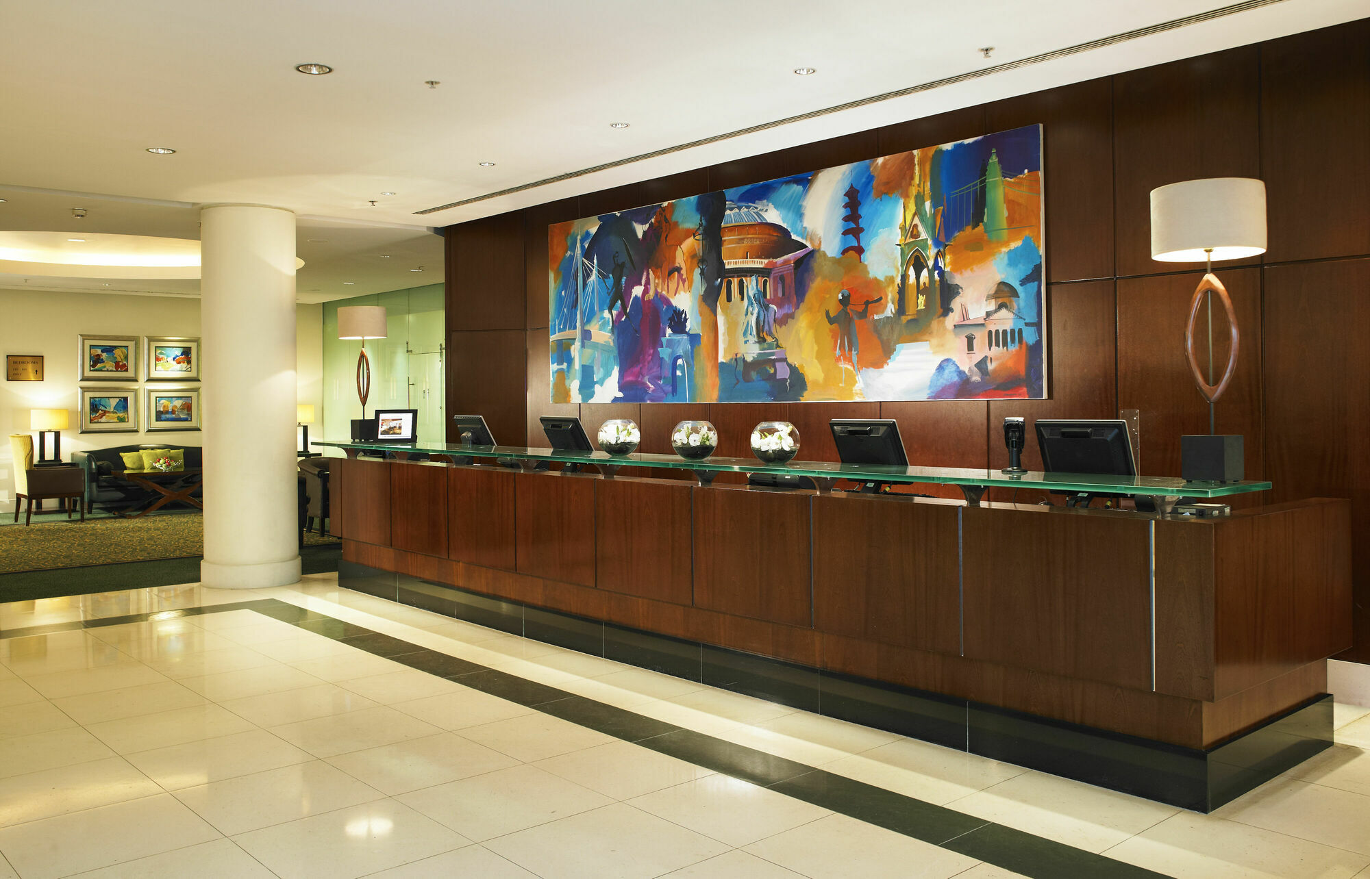 London Marriott Hotel Kensington Exterior foto